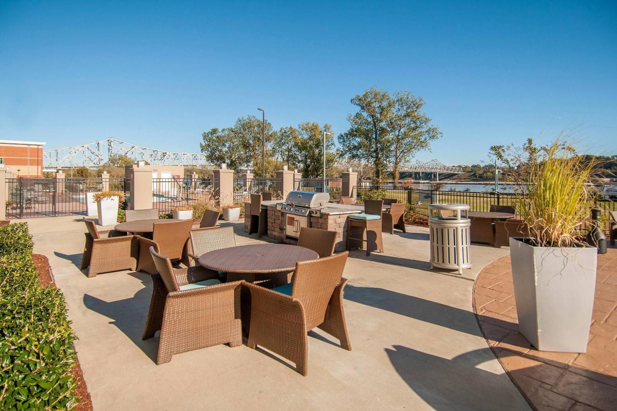 Towneplace Suites By Marriott Vidalia Riverfront Exterior foto